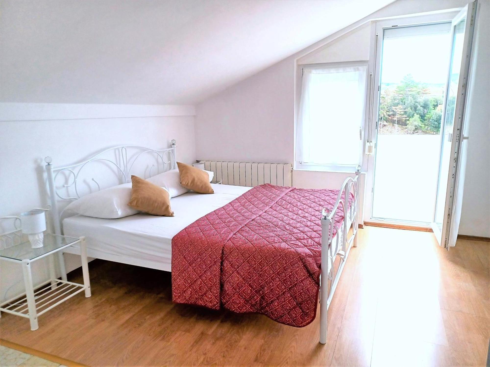 Guesthouse Cecilia Malinska Ngoại thất bức ảnh